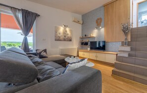 Fernseher, Kamin