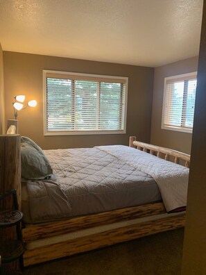 1 chambre, Wi-Fi gratuit, draps fournis