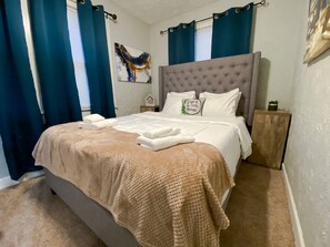 3 bedrooms, iron/ironing board, travel crib, free WiFi