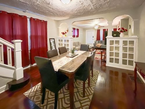 Quiet Street 10 minutes from Downtown Indy! #2