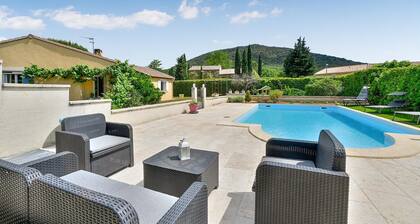 Maison confortable Ă Malataverne