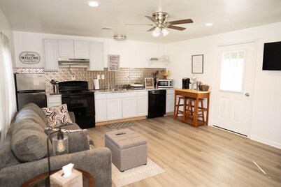 Janie’s Cozy Cabin