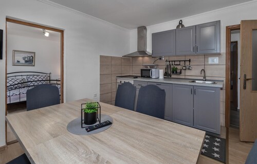 3 bedroom stunning home in Otocac