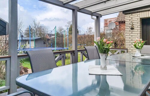 Lovely home in Wurster Nordseeküste