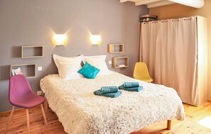 3 chambres, Wi-Fi gratuit, draps fournis