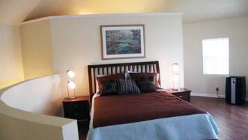 1 bedroom, bed sheets