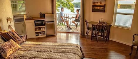 1 غرفة نوم وملاءات أسرّة