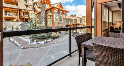 Family Friendly 2BD/2BA Solara Resort & Spa Condo Suite