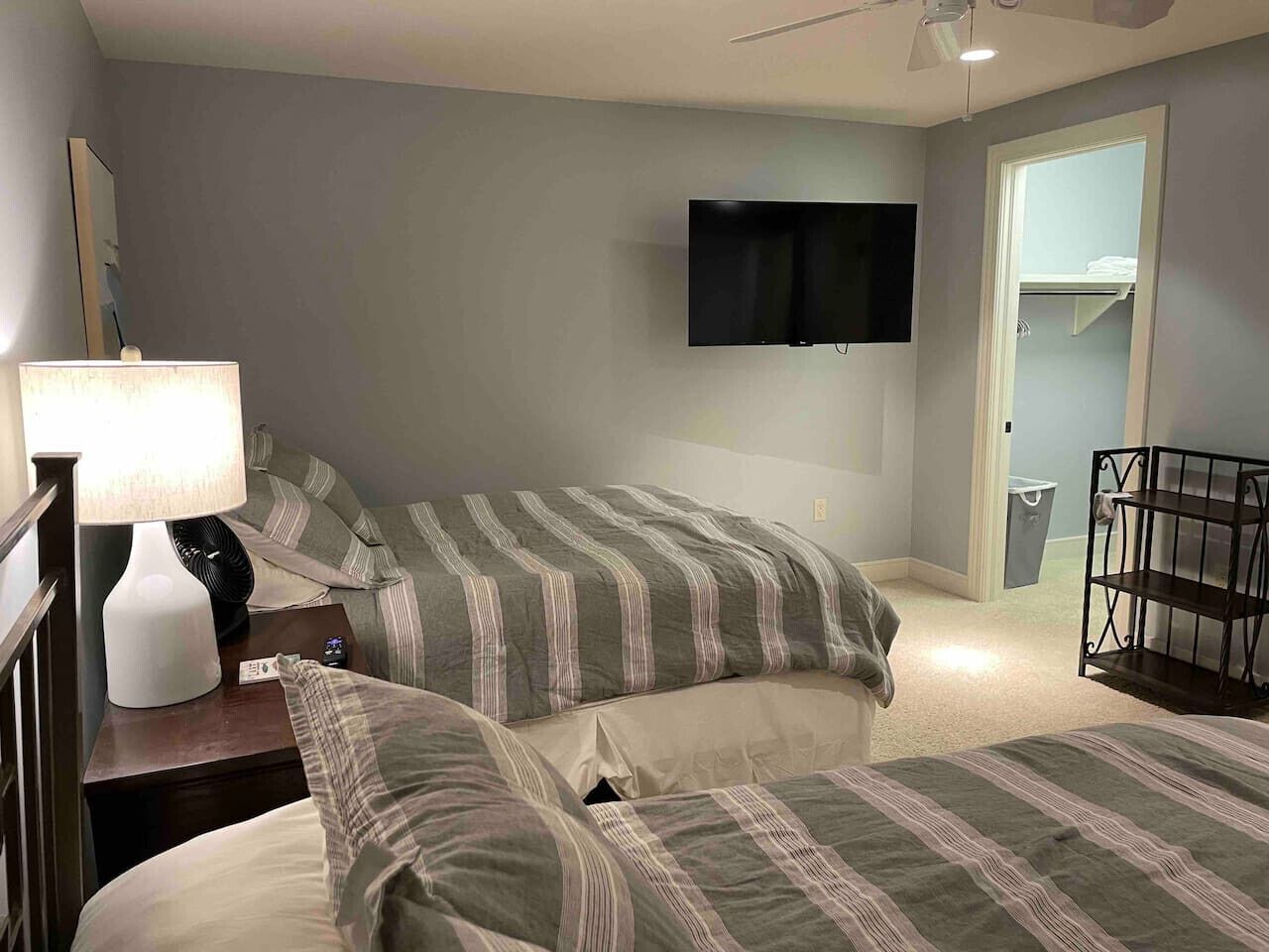 Iron/ironing board, free WiFi, bed sheets, wheelchair access