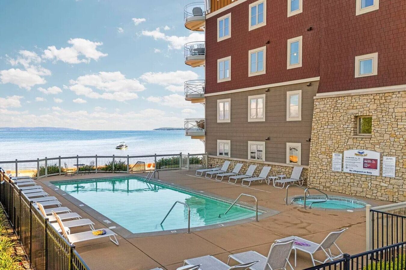 屋外プール、温水プール