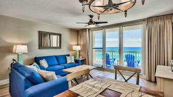 Smart TV, videoteca y estéreo