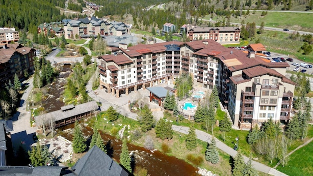 Unclassified image, 1 of 39, button - Luxury Remodeled Passage Point Condo - Short Walk to Lifts - Incredible View - PP403 by Redawning (Copper Mountain)
