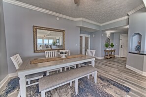 Apartment, 3Â Schlafzimmer | Speisen