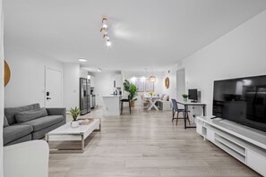 Smart TV, table tennis, computer monitors