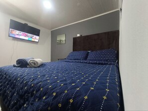 1 Schlafzimmer, Bügeleisen/Bügelbrett, Internetzugang, Bettwäsche