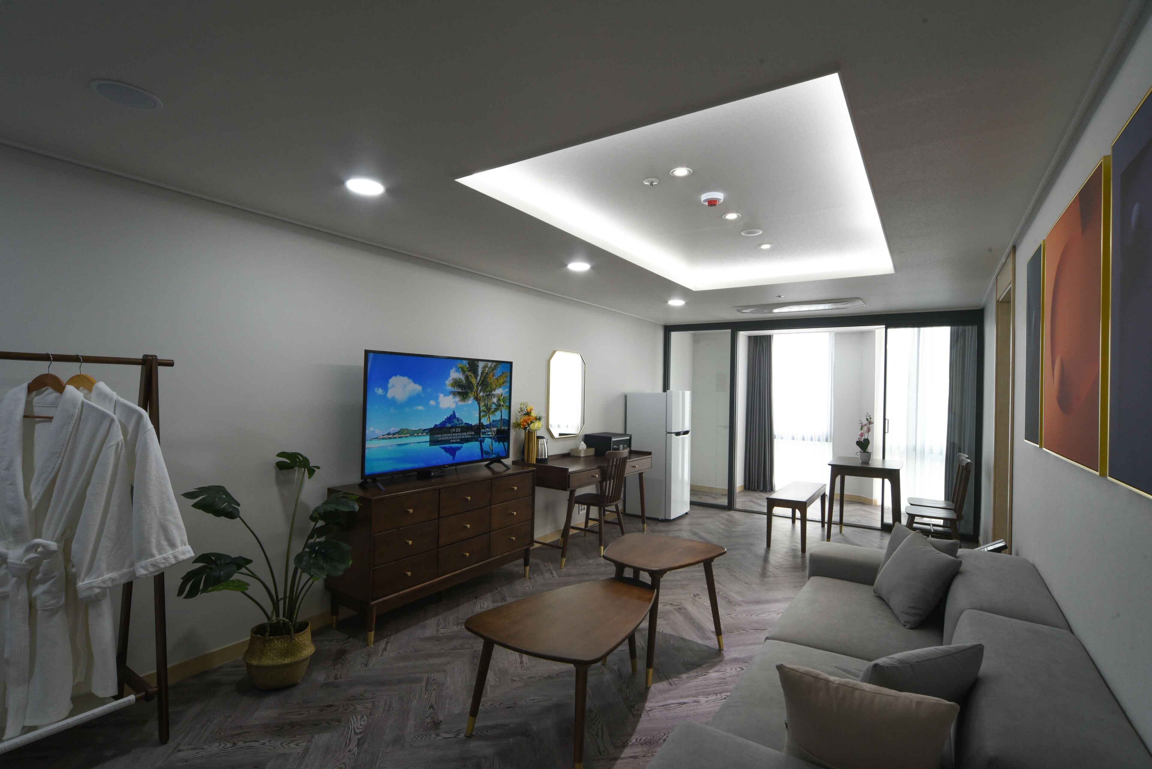royal suite (pool access for 5) | living area | led tv
