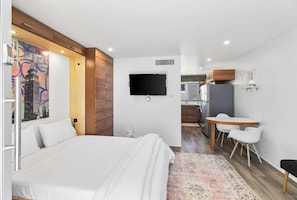 Iron/ironing board, travel crib, WiFi, bed sheets