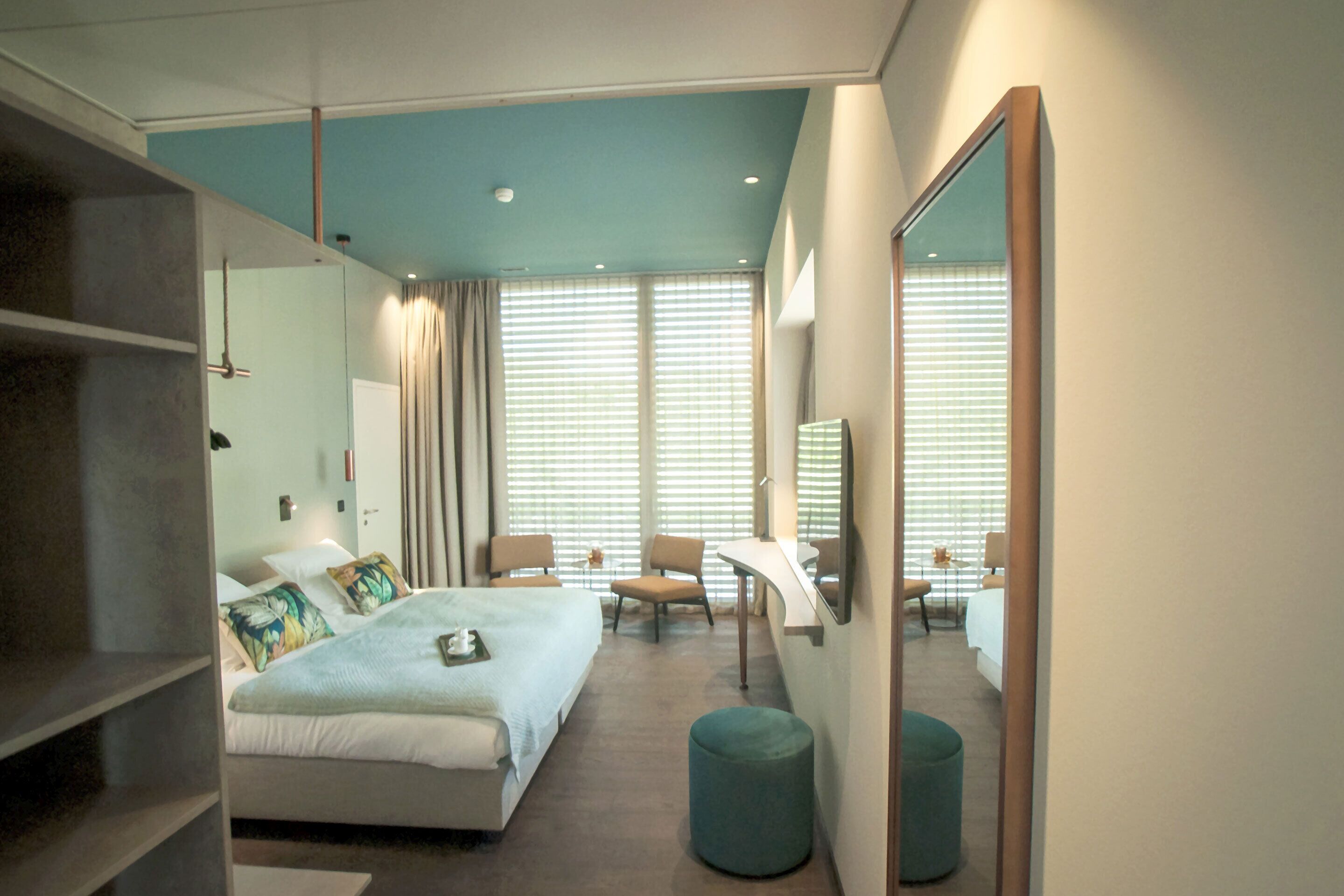 room, lake view | bathroom | shower, rainfall showerhead, designer toiletries, hair dryer