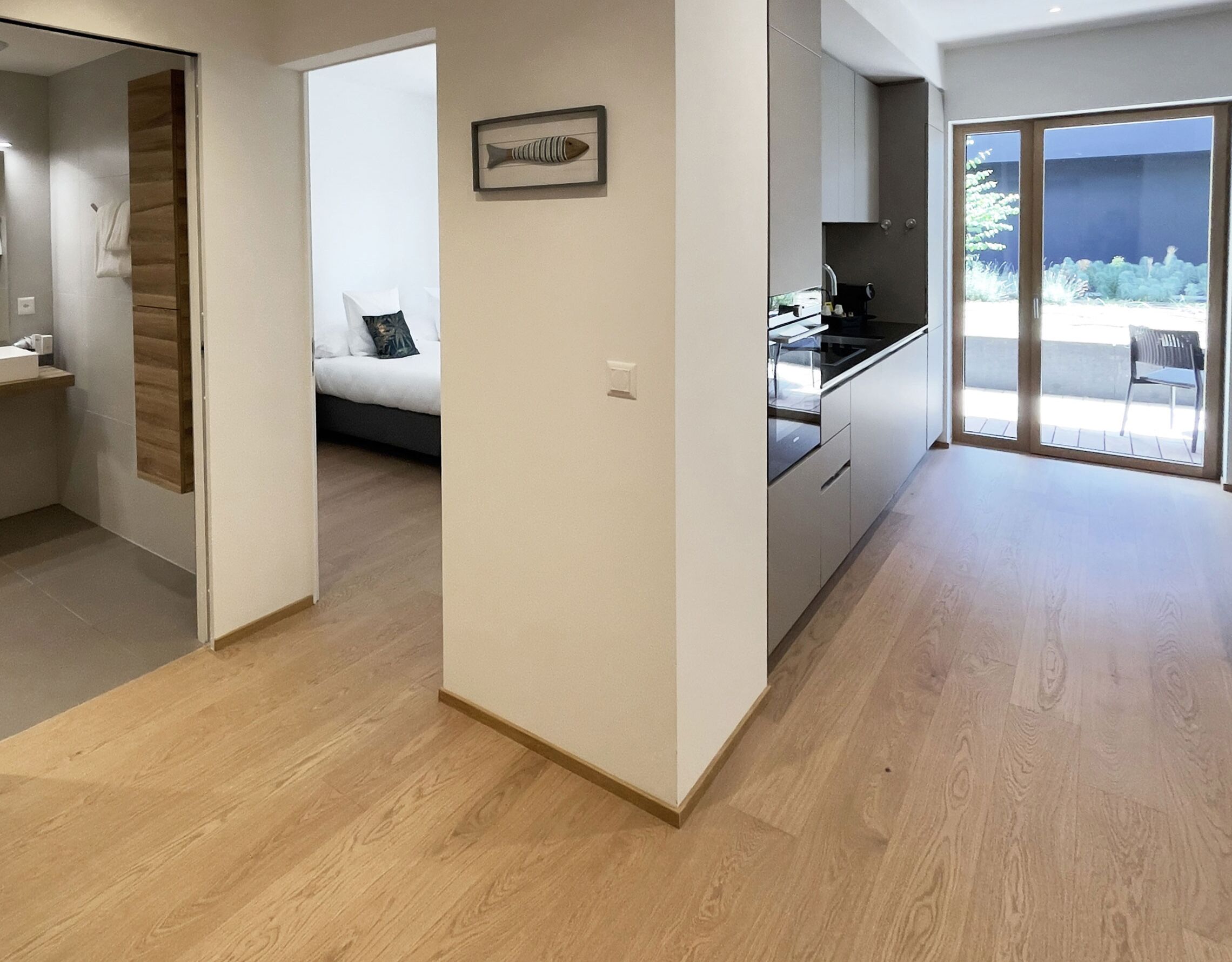 apartment, 1 bedroom, balcony, lake view | private kitchen