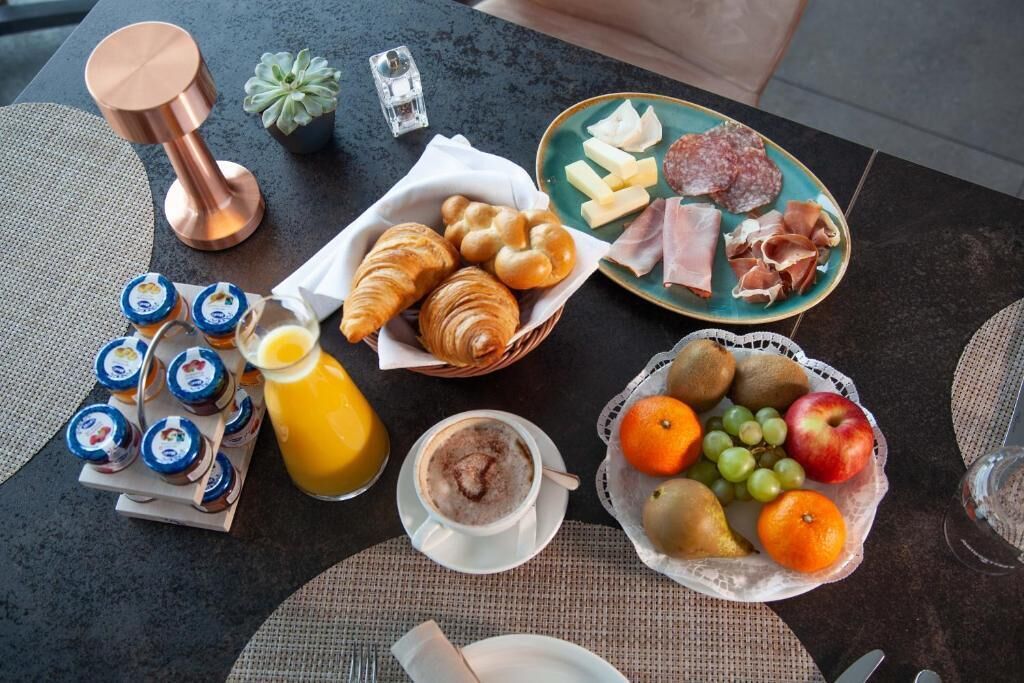 daily buffet breakfast (chf 22 per person)