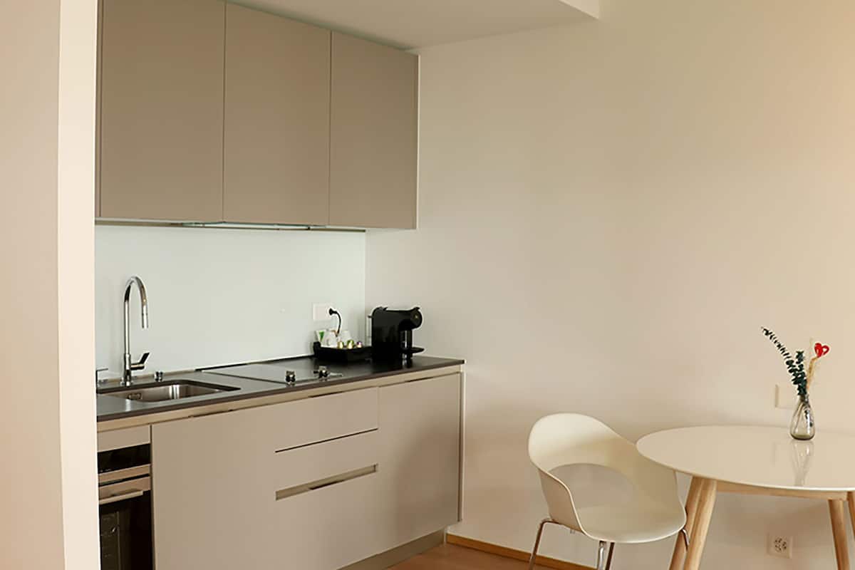 studio | private kitchen