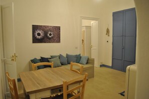 Interior - Suite 2 - 50 m. from the Ionian Sea (Santa Maria al Bagno)