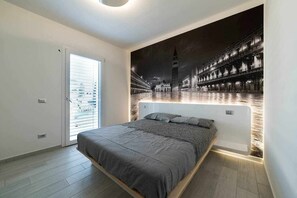 2 chambres, bureau, fer et planche à repasser, Wi-Fi gratuit