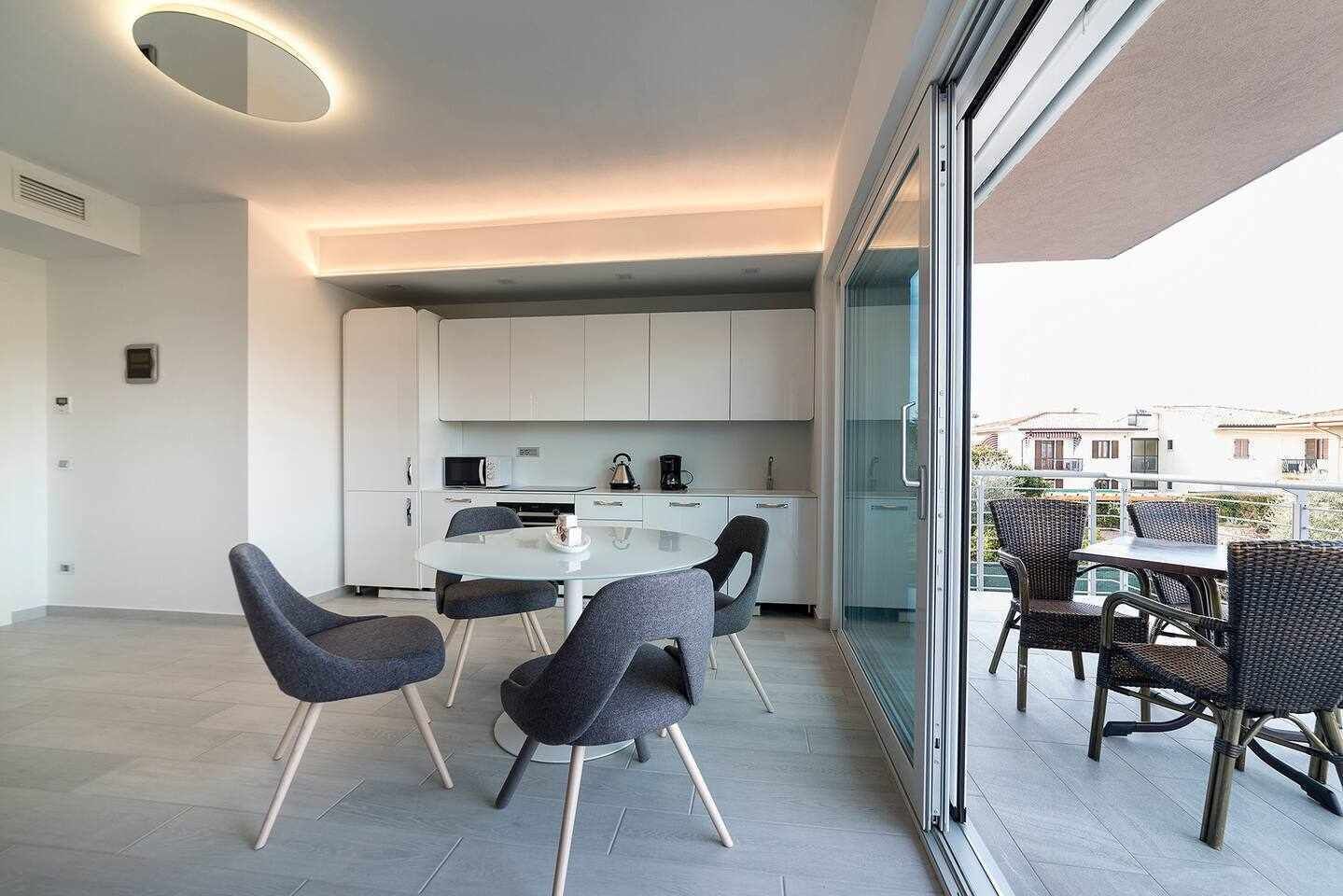 Balcony/Terrace,Dining area