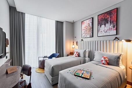 Revier Hotel Dubai - Image 21