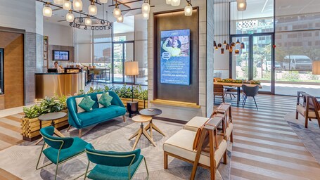 Revier Hotel Dubai - Image 4