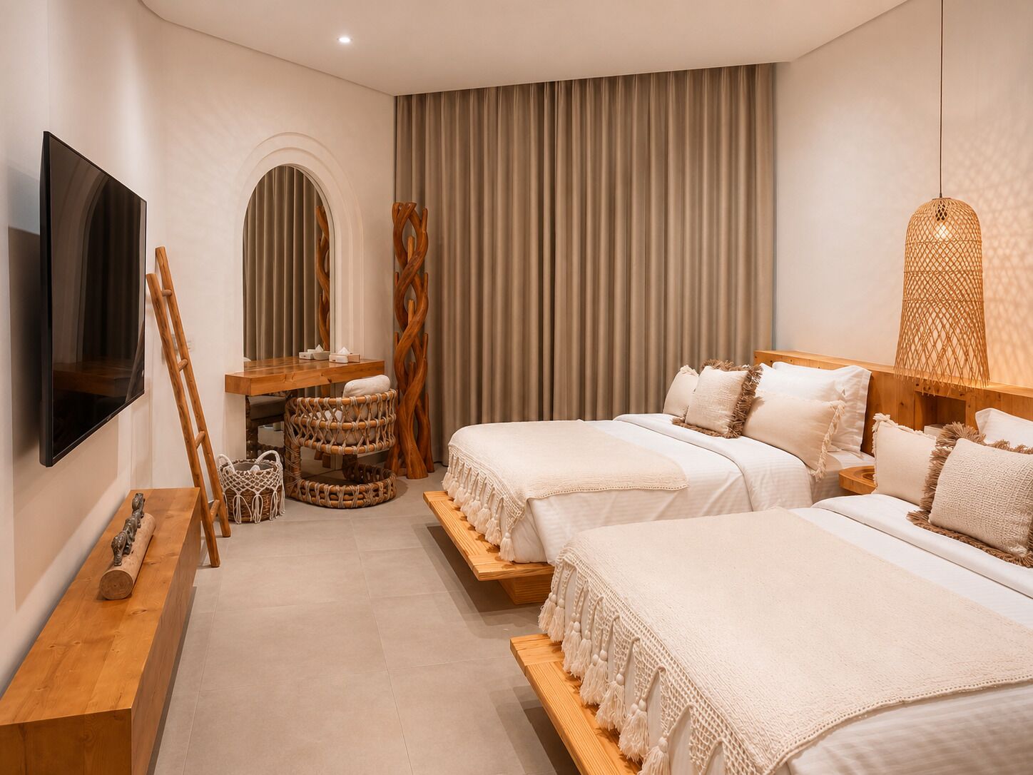 Boho Chic | In-room safe, desk, iron/ironing board, free WiFi