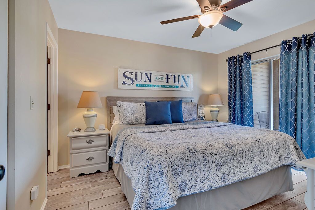 2 slaapkamers, een strijkplank/strijkijzer, reisbedje, wifi