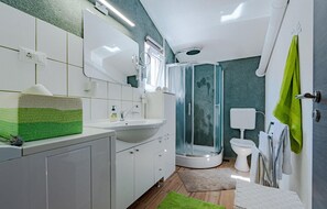 Ducha y secador de pelo
