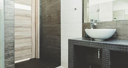Superbe maison Ă Ploskinia avec WiFi