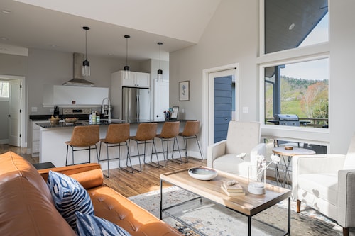 Long Grass View | Modern Asheville Mountain Home with Views & Fire Pit