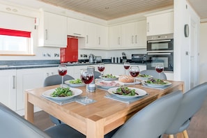 Room (3 Bedrooms) | Dining - Stargaze, Fritton (Great Yarmouth)