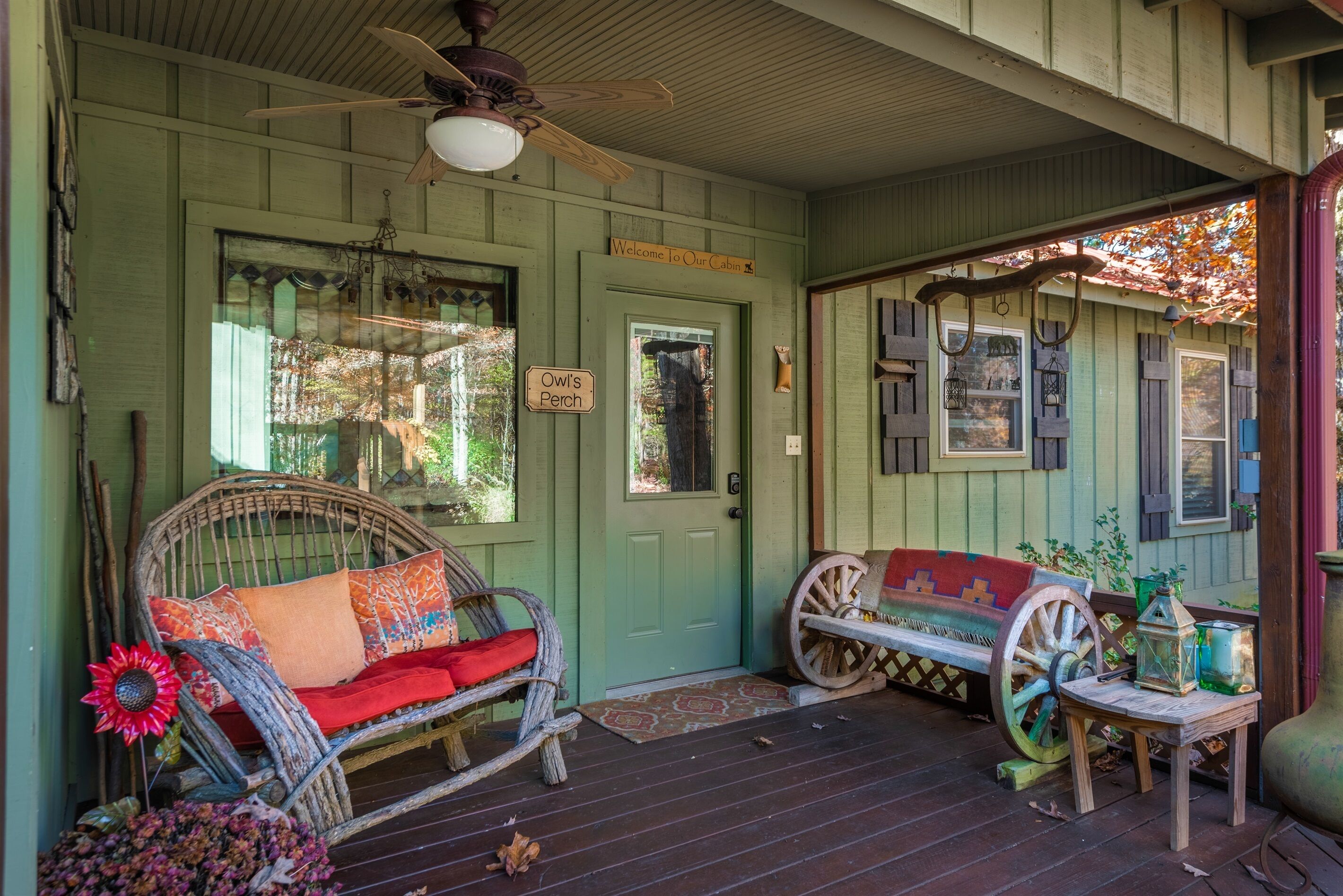 Owl’s Perch-lakefront, kayak, canoe, pool table
