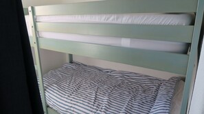 2 bedrooms