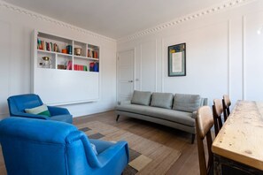 公寓 (2 Bedrooms) | 客廳 | 電視