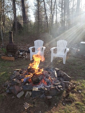 Property grounds - Family cottage nestled in the pines, 7/10 mile to beach, .5 to center of town (Ogunquit)