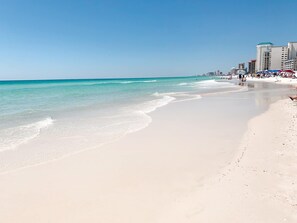 Beach nearby - *Serenity Tides PCB* Golf Cart, Games, Mini Golf & Dogs OK – 3 Blocks from Beach (Panama City Beach)