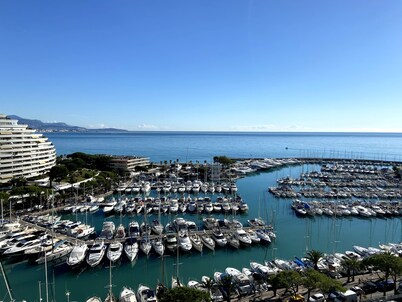 Luxury and Safety on the Cote d'Azur - 1BR Condo in Marina Baie des Anges