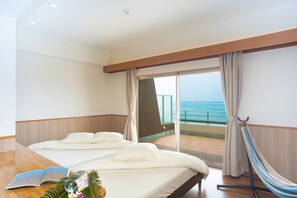 1 bedroom, desk, free WiFi, bed sheets