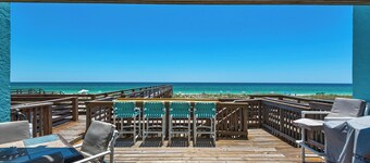 Once Upon A Tide | 🌴 Private Elevator | Walk to Sand | Pet Friendly 🐾