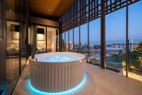 Junior Penthouse, 2 Bedrooms, Hot Tub, City View | Terrace/patio. Shan Villas Sukhumvit