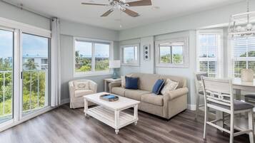 Televisión y oficina