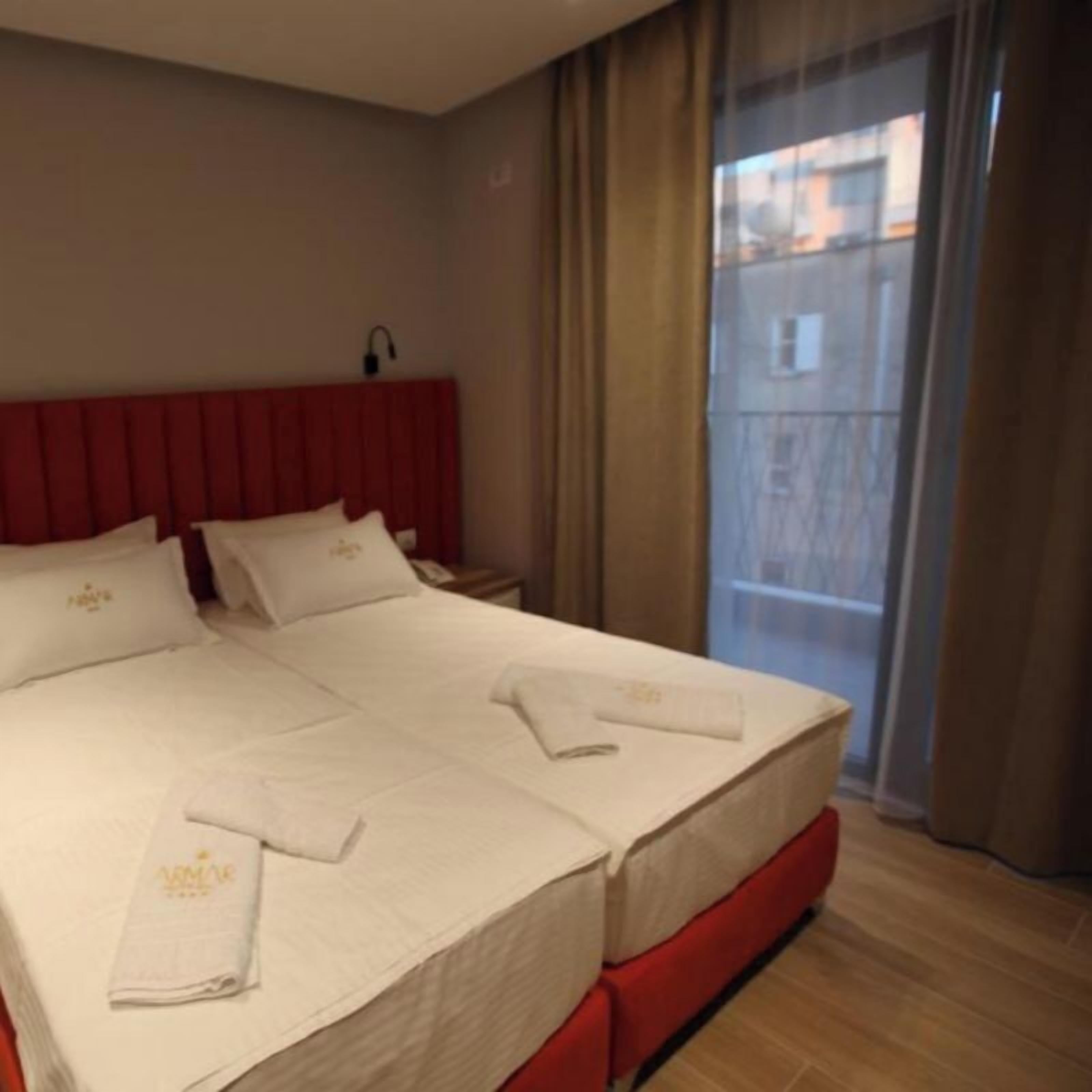 Bureau, Wi-Fi gratuit, draps fournis