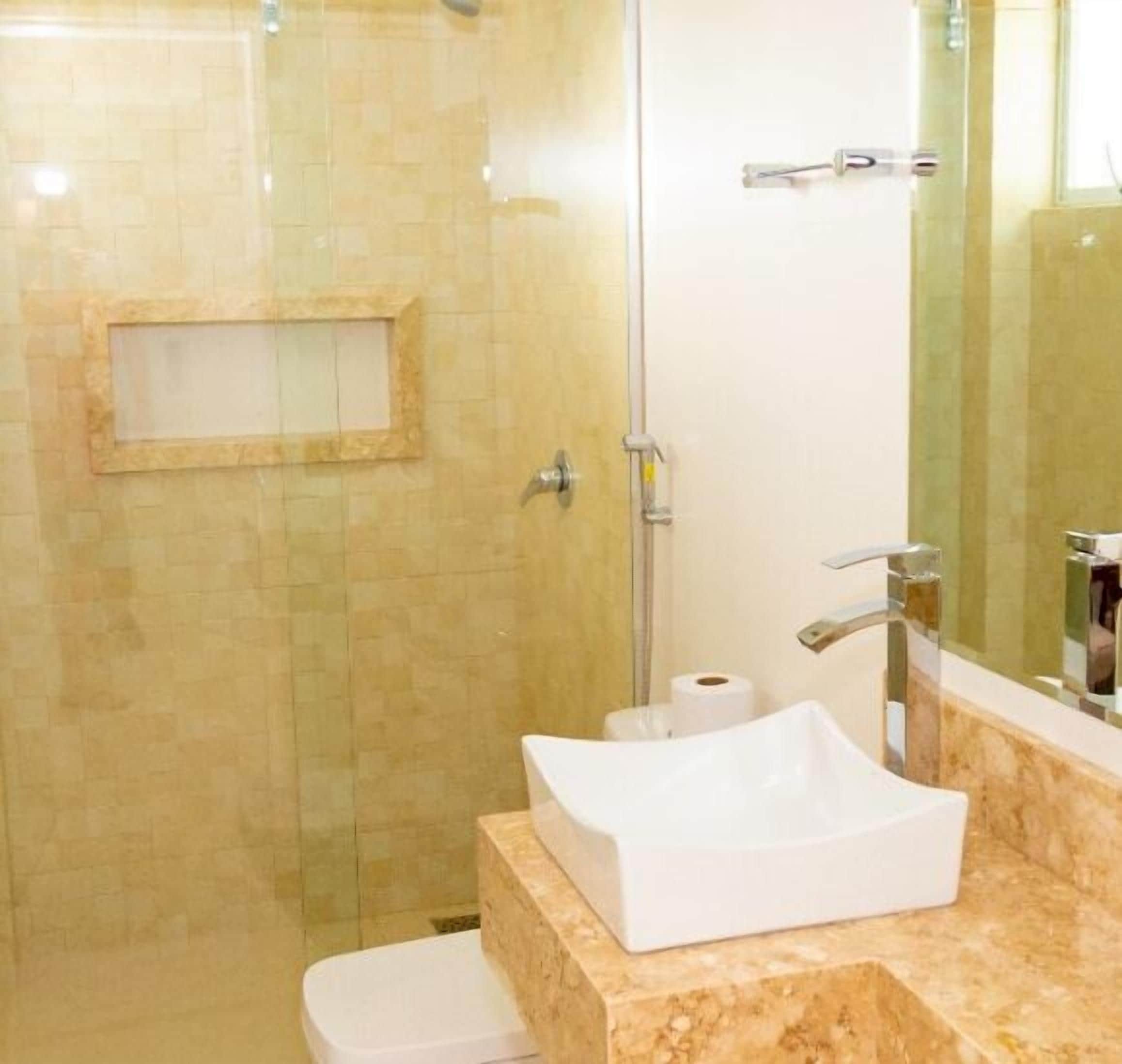 free toiletries, bidet, towels, soap