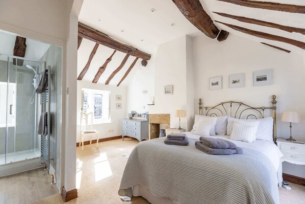 1 間睡房、熨斗/熨衫板、Wi-Fi、床單