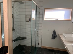Combined shower/bathtub, hair dryer, towels, soap - Summer fun in a modern home near the lake, restaurants, and exciting activities! (Williams Bay)